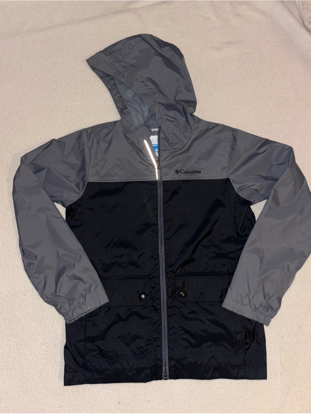 Columbia Unisex Kids Two-Tone Hooded Windbreaker Jacket in Gray and Black